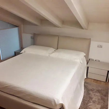 Garda Park Luxury Apartmán *
