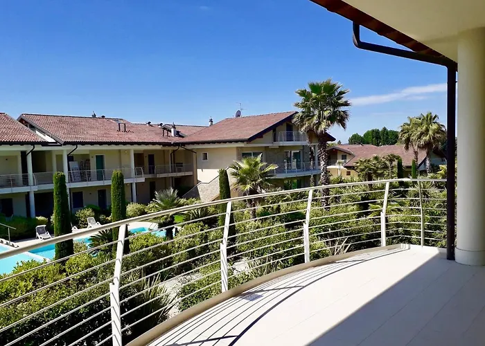 Garda Park Luxury * سيرمِيوني
